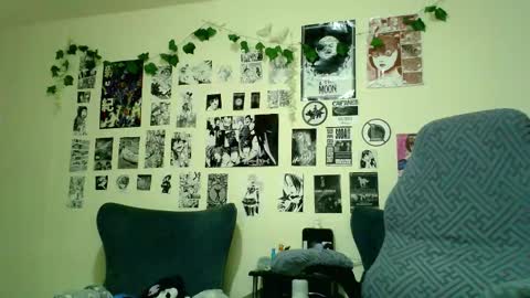 CHRISTINA online show from 09.11.25