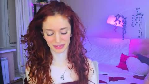 christinaconteeree online show from 06.25.26