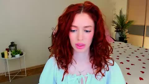 christinaconteeree online show from 06.26.26