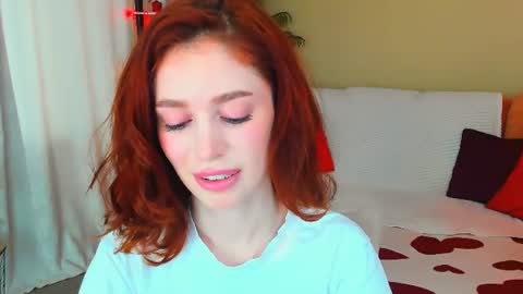 christinaconteeree online show from 07.06.26