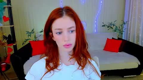 christinaconteeree online show from 07.07.26