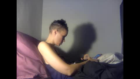 Christina Saunters online show from 10.02.25