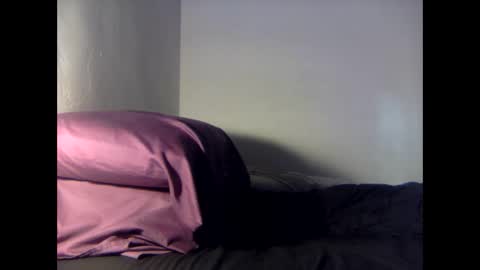 Christina Saunters online show from 10.03.25