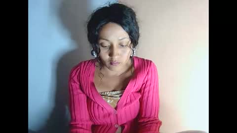 christine213 online show from 10.05.25