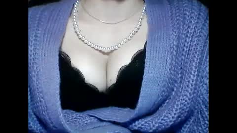 christine40211 online show from 01.03.25