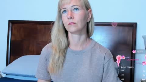 Snapshot of christine_35 chatting on 01.07.25 Christine - online show from 01.07.25