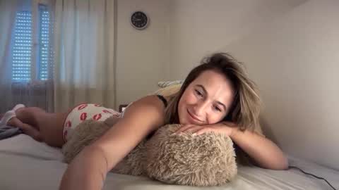 Snapshot of christine_666 chatting on 10.29.25 Christine online show from 10.29.25