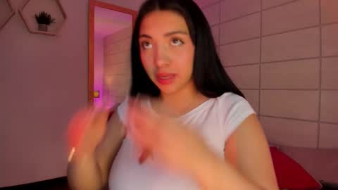 Christine  online show from 03.18.26