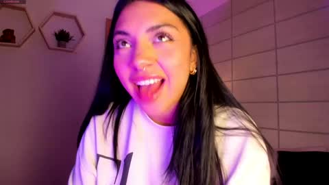 Christine  online show from 05.25.26