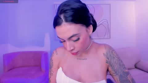 Christine Ford online show from 11.05.25