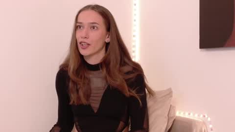 Snapshot of christinne_x chatting on 06.01.26 Christy online show from 06.01.26
