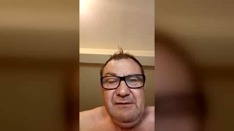 Snapshot of christophe4b chatting on 06.16.26 christophe4b online show from 06.16.26