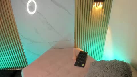 Snapshot of christopher_hunter chatting on 03.02.26 Chrisopher Hunter online show from 03.02.26