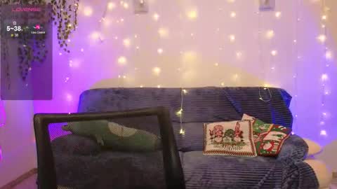 Snapshot of christy_memeow chatting on 10.30.25 christy memeow online show from 10.30.25