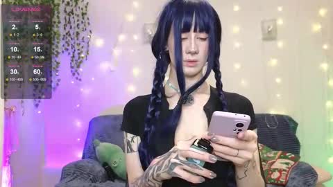 Snapshot of christy_memeow chatting on 10.31.25 christy memeow online show from 10.31.25