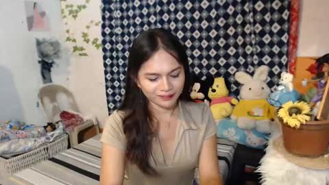 Snapshot of chrysadel chatting on 01.13.25 Ur Suraya22 online show from 01.13.25