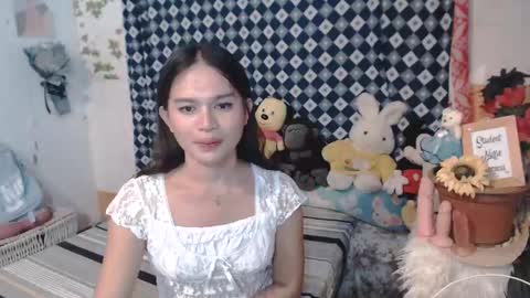 Snapshot of chrysadel chatting on 01.18.25 Ur Suraya22 online show from 01.18.25