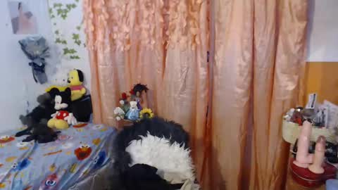 Snapshot of chrysadel chatting on 01.31.25 Ur Suraya22 online show from 01.31.25