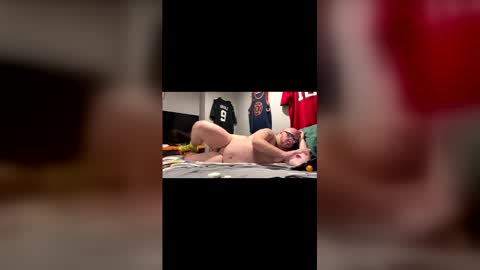 Snapshot of chubbybottom690 chatting on 12.17.25 chubbybottom690 online show from 12.17.25