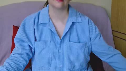 Snapshot of chubbymaia chatting on 12.15.24 Maia online show from 12.15.24