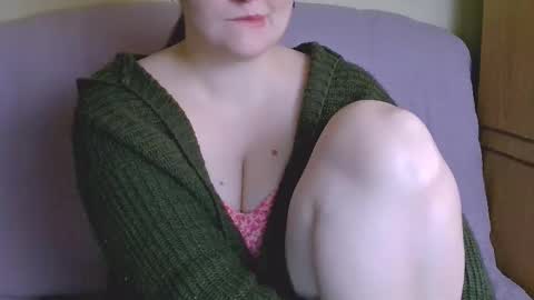 Snapshot of chubbymaia chatting on 02.23.25 Maia online show from 02.23.25