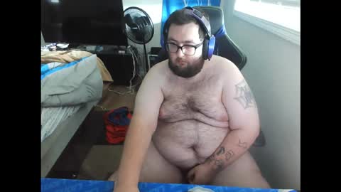 Snapshot of chubbyyxsteven chatting on 11.20.25 Steven online show from 11.20.25