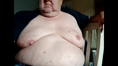 chubyluver11896 online show from 12.17.25