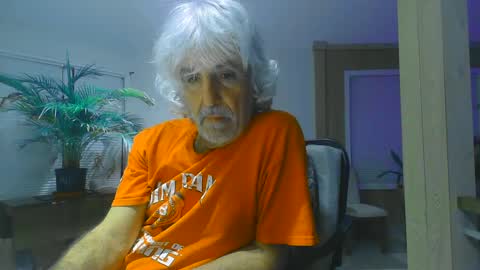 chuck354139 online show from 12.03.24