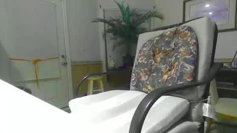 chuck354139 online show from 02.13.25