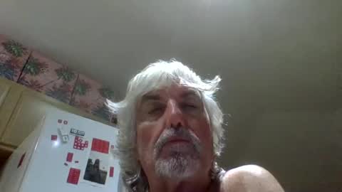 chuck354139 online show from 10.14.25