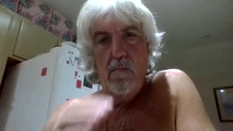 chuck354139 online show from 10.16.25