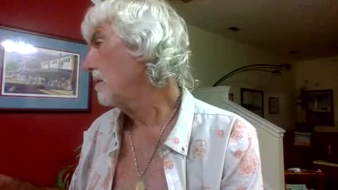 chuck354139 online show from 10.29.25