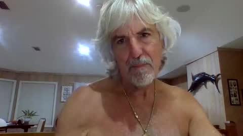 chuck354139 online show from 11.04.25