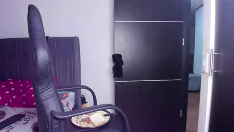 Karlay online show from 02.17.26