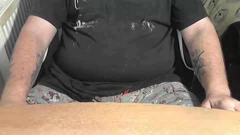 Snapshot of chunkisgreat chatting on 10.29.25 chunkisgreat online show from 10.29.25