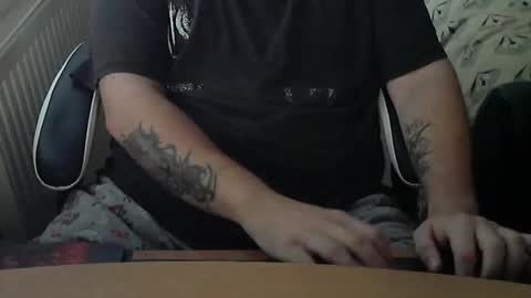 Snapshot of chunkisgreat chatting on 10.30.25 chunkisgreat online show from 10.30.25