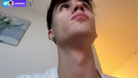 Snapshot of ciaosonoale chatting on 03.10.25 Alex online show from 03.10.25