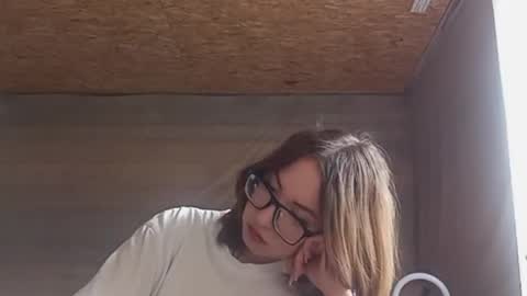 Olivia online show from 06.02.26