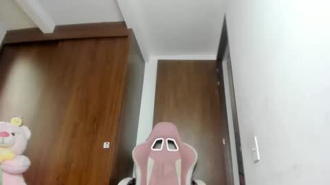 Snapshot of cielo_9 chatting on 01.18.26 Sara INSTAGRAM SARARENDON7798 online show from 01.18.26