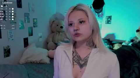 Helen and Teya online show from 10.28.25