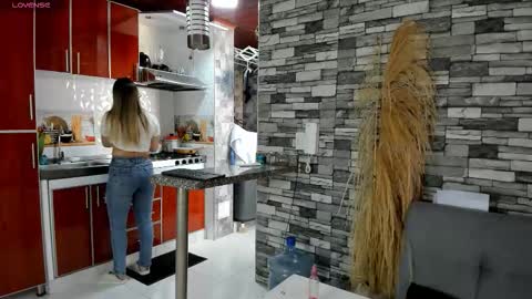 Ciindy Lovers online show from 11.11.25