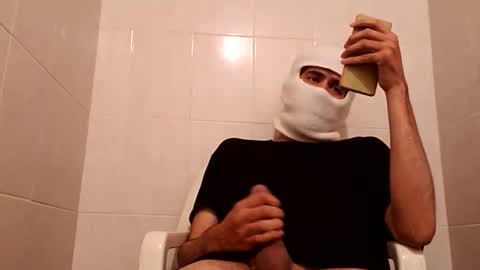 Snapshot of cincopulgadas chatting on 12.23.24 Ernesto online show from 12.23.24