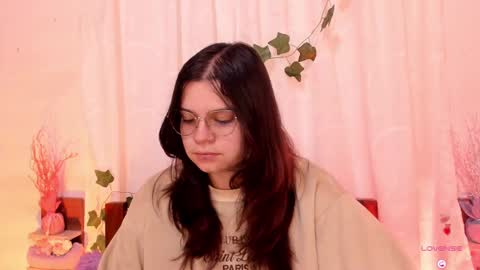 Sofi Eva and Mey online show from 02.20.25