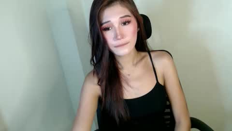 Snapshot of cindyliciouss chatting on 10.10.25 cindyliciouss online show from 10.10.25