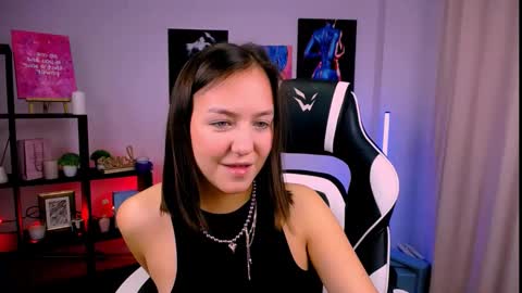 Snapshot of cindysparkl chatting on 10.15.25 Cindy online show from 10.15.25