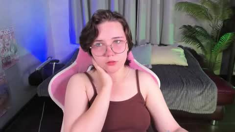 Lily  online show from 09.20.25