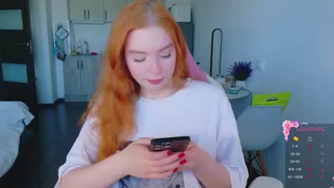 Snapshot of cinnabongirls chatting on 06.29.26 Maddy online show from 06.29.26