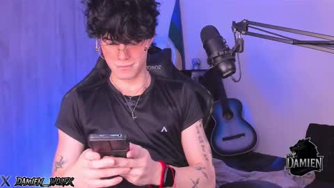 Snapshot of cinnamon_boyxxx chatting on 09.29.25 David Independent Model online show from 09.29.25