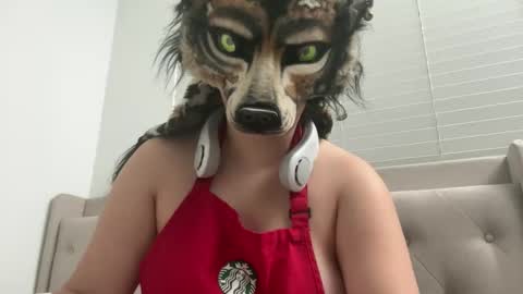 Snapshot of cinnanicos chatting on 09.19.25 Nicky online show from 09.19.25