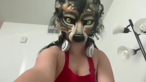 Snapshot of cinnanicos chatting on 09.24.25 Nicky online show from 09.24.25